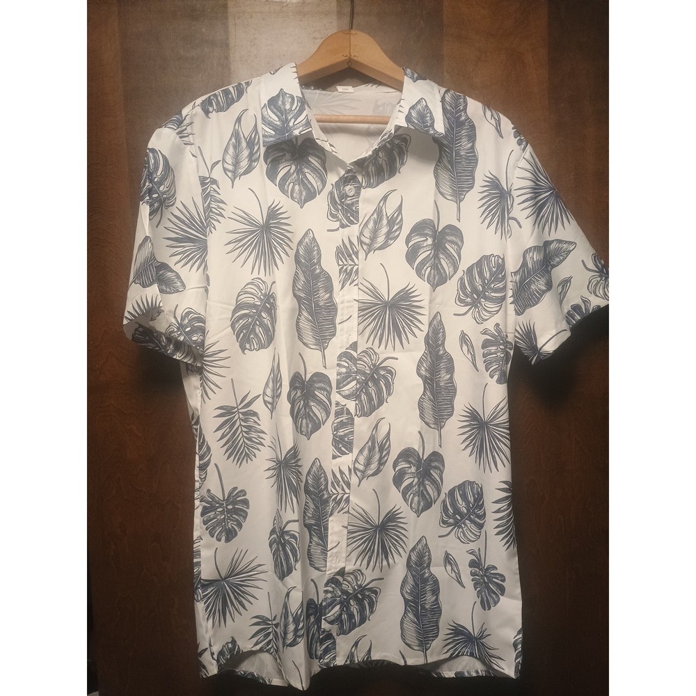 Men's X-Large Loose Fit Short Sleeve Casual Button Down with Blue Print Shirt